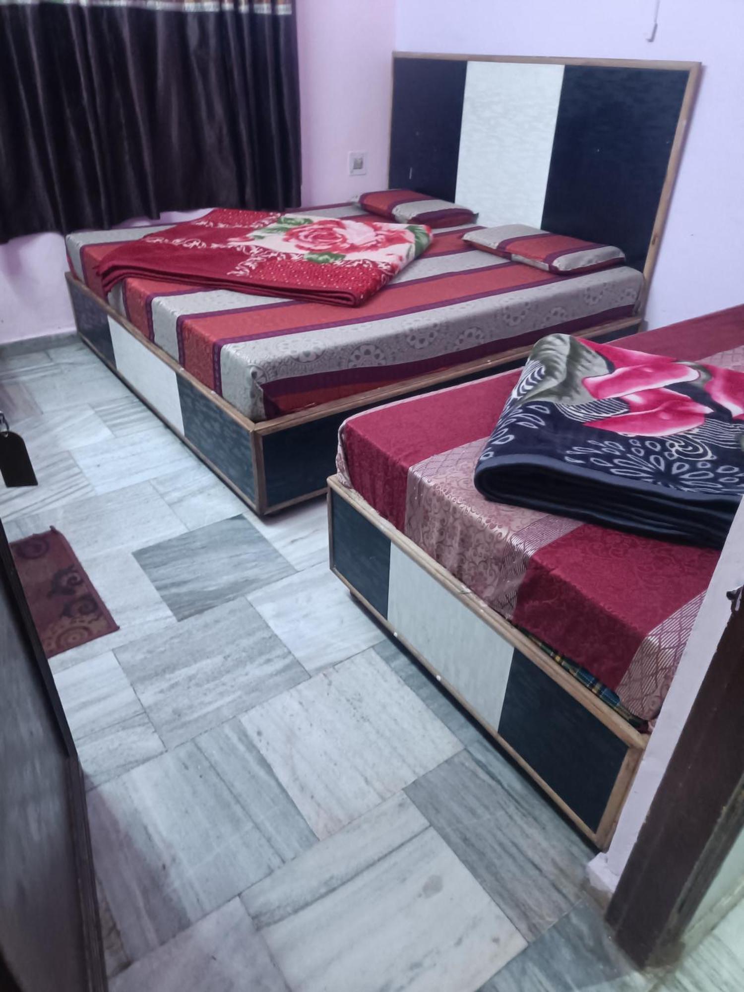 Hari Ganga Near By Bus And Railway Station Hotel Haridwar Exterior photo