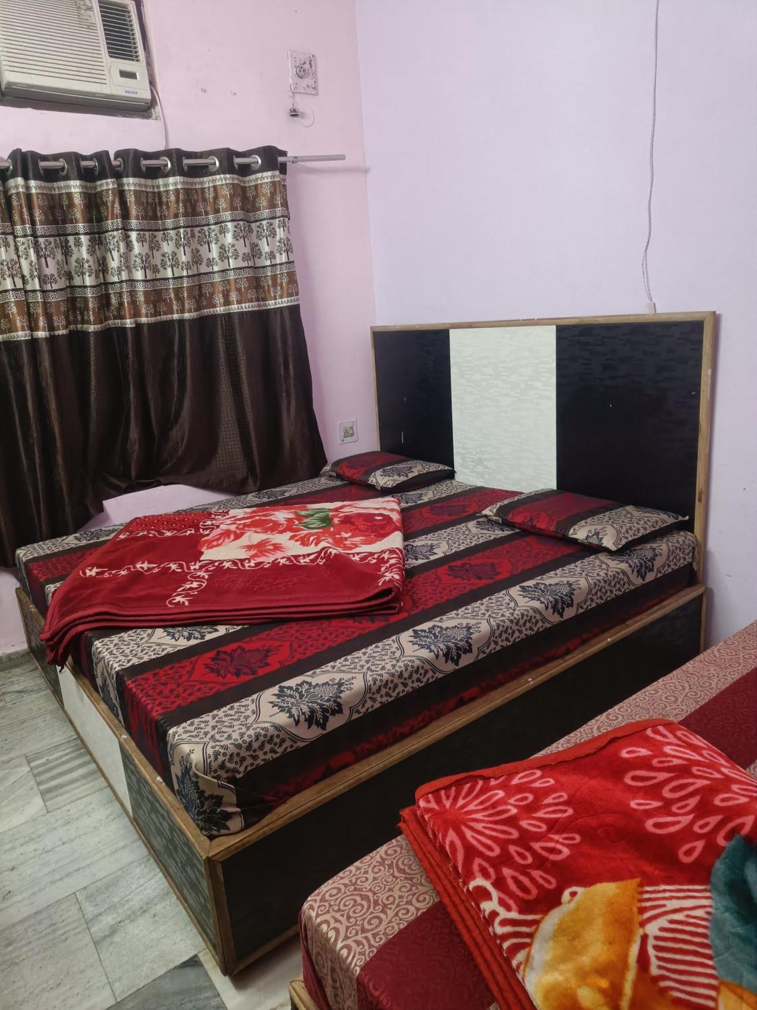 Hari Ganga Near By Bus And Railway Station Hotel Haridwar Exterior photo